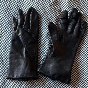 4/$20 Classic Black Leather Gloves kids large Fownes
